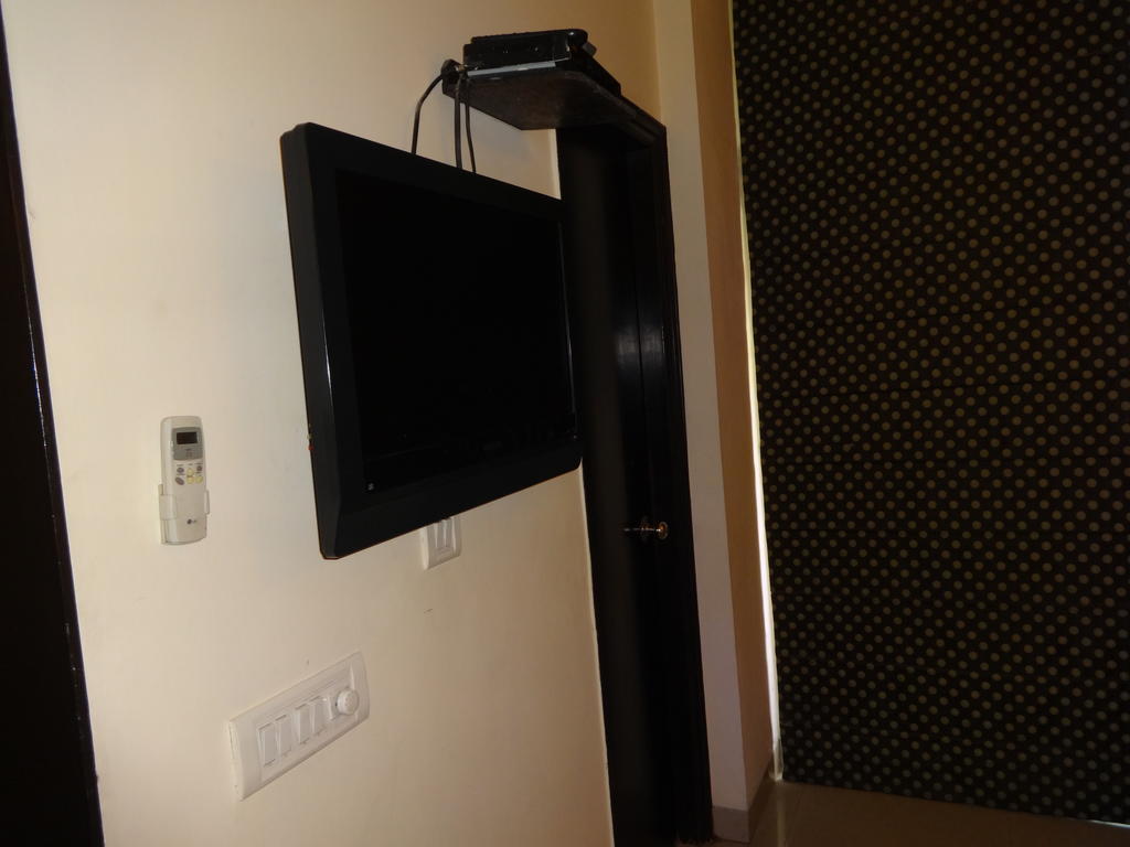 Hotel Gautam Residency Nowe Delhi Pokój zdjęcie
